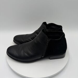 Naot Boots Womens 11/42 Black Leather Suede Ankle Zip Helm Comfort Booties